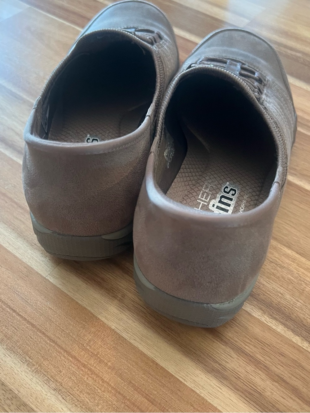 Skechers Women's Brown Slip-Ins Athletic Memory Foam Sneakers - Picture 8 of 13